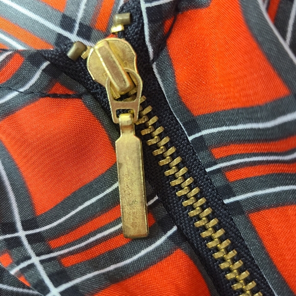 Express 3/4 Sleeve Plaid Blouse Size Large Black Red - Picture 5 of 5